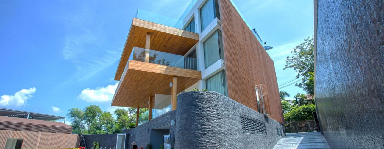 Bluepoint Condominium
